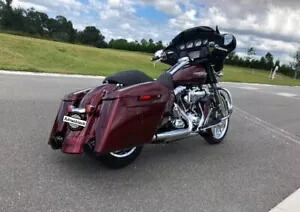 ミステリアス レッド Sunglo 拡張サドルバッグ 2014+ ハーレー FLHR FLHXS FLTRX 用 Mysterious Red Sunglo Extended Saddlebag For 2014+ Harley FLHR FLHXS FLTRX 【並行輸入品】