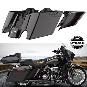 黒くなったカイエン ストレッチ サドルバッグ サイド カバー ピンストライプ ハーレー 2014+ Blackened Cayenne Stretched Saddlebag Side Cover Pinstripes For Harley 2014+ 【並行輸入品】|カスタムパーツ WORLD倉庫