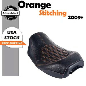 Advanblack Quest ロープロファイル オレンジ ステッチ ライダー シート ハーレー 09+ に適合 Advanblack Quest Low Profile Orange Stitiching Rider Seat Fits Harley 09+ 【並行輸入品】