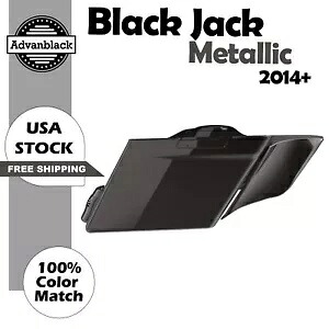 ブラック ジャック メタリック ストレッチ サドルバッグ サイド カバー 2014 年以降のハーレー ツーリングに適合 Black Jack Metallic Stretched Saddlebag Side Covers Fits 2014+ Harley Touring 【並行輸入品】｜カスタムパーツ WORLD倉庫