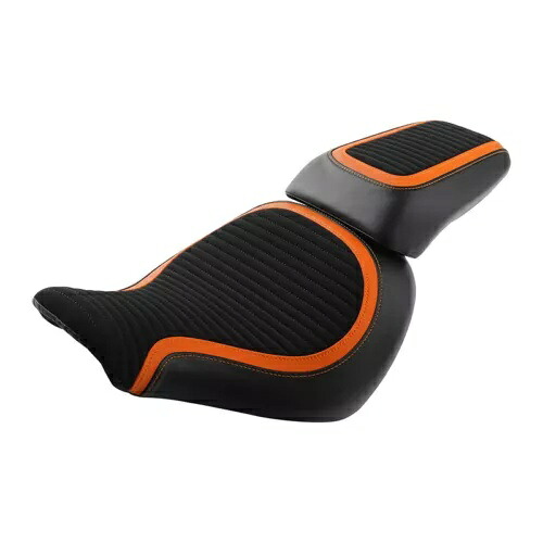 ライダー&パッセンジャーシート ハーレーソフテイル ファットボーイ FLFB FLFBS 2018-2024 USに適合 Rider & Passenger Seats Fits For Harley Softail Fat Boy FLFB FLFBS 2018-2024 US 【並行輸入品】