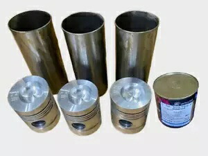 パーキンス 3.152 ディーゼルマッセイファーガソン 240 CE31166 ライナーピストンとリングセット用 For Perkins 3.152 Diesel Massey Ferguson 240 CE31166 Liner piston and Ring set 【並行輸入品】