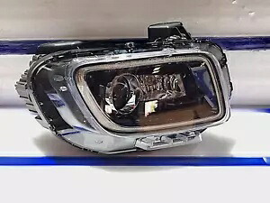ヒュンダイ会場 RH 右プロジェクターヘッドライトヘッドランプ 92102K3100 に適合 Fits For Hyundai Venue RH Right Projector Headlight Head Lamp 92102K3100 【並行輸入品】