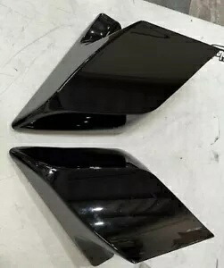 OS&D Advanblack ビビッドブラック CVO スタイルサイドカバー 2014 年以降のハーレー用 OS&D Advanblack Vivid Black CVO STYLE SIDE COVER FOR 2014+ HARLEY 【並行輸入品】|カスタムパーツ WORLD倉庫