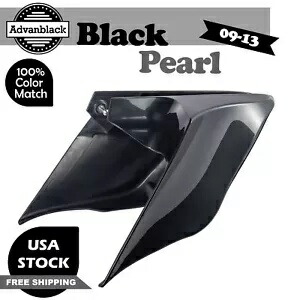 ブラックパールストレッチ拡張サイドカバーパネル 2009-2013 ハーレーに適合 Black Pearl Stretched Extended Side Cover Panel Fits 2009-2013 Harley 【並行輸入品】