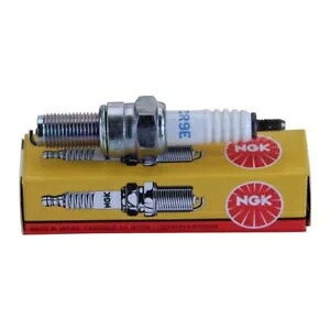 スパークプラグ NGK CR9E ヤマハ YZF750R、YZR750R 1993年~1998年製造- Spark plug NGK CR9E Yamaha YZF 750 R, YZR750 R manufactured 1993 to 1998- 【並行輸入品】|カスタムパーツ WORLD倉庫