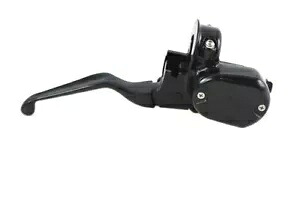 HARLEY ハンドルバー マスターシリンダー 1/2 インチボア ブラック 2004-2006 XL に適合、 HARLEY Handlebar Master Cylinder 1/2 inch Bore Black fits 2004-2006 XL, 【並行輸入品】|カスタムパーツ WORLD倉庫