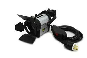 HARLEY DTW 150 タングステン ライトは 0- カスタムに適合します。 HARLEY DTW 150 Tungsten Light fits 0- Custom, 【並行輸入品】｜カスタムパーツ WORLD倉庫 56,265円