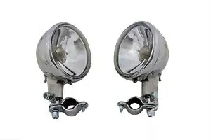 HARLEY レプリカ クローム ガイド スポットランプ セット 6 ボルト 1938-1940 EL、1941-1957 FL に適合 HARLEY Replica Chrome Guide Spotlamp Set 6 Volt fits 1938-1940 EL, 1941-1957 FL 【並行輸入品】｜カスタムパーツ WORLD倉庫 59,895円