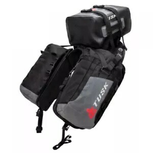 Tusk Excursion ラックレス ラゲッジ システム (X-Small ドライ ダッフル テール バッグ標準付き) Tusk Excursion Rackless Luggage System w/ X-Small Dry Duffel Tail Bag Standard 【並行輸入品】