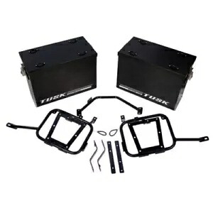 Tusk アルミニウム パニア パニアラック付き V2 ミディアム ブラック 1467340150 Tusk Aluminum Panniers with Pannier Racks V2 Medium Black 1467340150 【並行輸入品】|カスタムパーツ WORLD倉庫