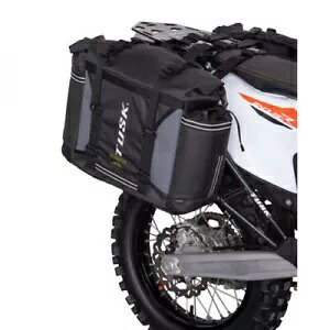 タスク パニア ラック オリンパス パニア バッグ付き 1999660008 Tusk Pannier Racks With Olympus Pannier Bag 1999660008 【並行輸入品】