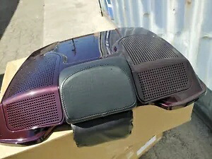 97-13 ブラックチェリー デュアル 6x9 スピーカー蓋 ハーレーレイザーチョップドキングツアーパック用 97-13 Black Cherry Dual 6x9 Speaker Lid for Harley Razor Chopped King Tour Pak 【並行輸入品】｜カスタムパーツ WORLD倉庫