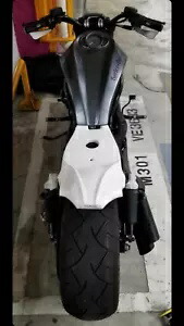 マッスルカスタムドラッグ リアフェンダー マッドガードシート ハーレー V-ROD Vロッド VROD ナイトロッド MUSCLE CUSTOM DRAG REAR FENDER MUDGUARD SEAT HARLEY V-ROD V ROD VROD NIGHT ROD 【並行輸入品】