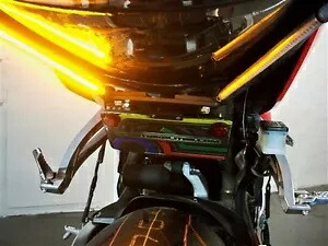 ホンダ CBR 600RR エクストリーム LED フェンダーエリミネーター;統合されたブレーキとターン - スモーク Honda CBR 600RR Extreme LED Fender Eliminator; Integrated Brake & Turns - Smoke 【並行輸入品】｜カスタムパーツ WORLD倉庫