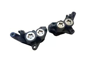 ヤマハ FJR 1300 2001 - 2005 フロント ブレーキ キャリパー Yamaha FJR 1300 2001 - 2005 Front Brake Calipers 【並行輸入品】