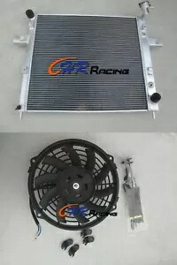 アルミラジエーター + ファンジープグランドチェロキー WJ/WG 4.7L V8 1999-2005 AT Aluminum Radiator+FAN For JEEP GRAND CHEROKEE WJ/WG 4.7L V8 1999-2005 AT 【並行輸入品】