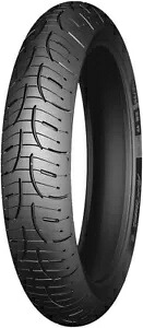 ミシュラン - 82353 - パイロット ロード 4 GT フロント タイヤ、120/70ZR-17 58W Michelin - 82353 - Pilot Road 4 GT Front Tire, 120/70ZR-17 58W 【並行輸入品】