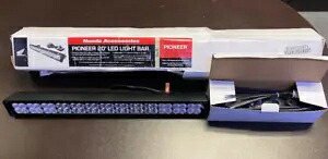 ホンダ OEM 20 インチ LED ライトバー パイオニア SXS500 SXS700 SXS1000 SXS520 0SV31-HL4-A00 Honda OEM 20" LED Light Bar Pioneer SXS500 SXS700 SXS1000 SXS520 0SV31-HL4-A00 【並行輸入品】｜カスタムパーツ WORLD倉庫