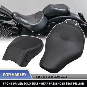 ブラックドライバーソロシート助手席ピリオンパッドハーレーファットボーイ FLSTF 2007-2017 Black Driver Solo Seat Passenger Pillion Pad For Harley Fat Boy FLSTF 2007-2017 【並行輸入品】