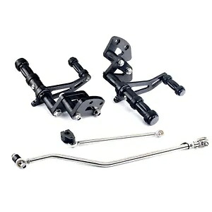ブラックアルミニウム CNC フォワードコントロールハーレースポーツスター XL 883 1200 2004-2013 Black Aluminum CNC Forward Controls For Harley Sportster XL 883 1200 2004-2013 【並行輸入品】