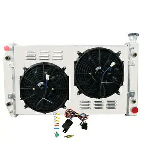 3 列アルミラジエーター + シュラウドファン 88-98 シボレー C/K 1500/2500 GMC 5.0L DPI622 3 Row Aluminum Radiator+Shroud Fan For 88-98 Chevy C/K 1500/2500 GMC 5.0L DPI622 【並行輸入品】 56,265円
