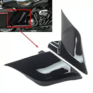 ビビッドブラック ストレッチ拡張サイドカバー ハーレーツーリングバガー 2009-2013用 Vivid Black Stretched Extended Side Cover for Harley Touring Baggers 2009-2013 【並行輸入品】