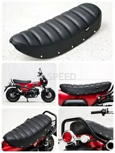 ブラック交換用カーブ運転席/助手席ホンダ DAX125 ST125 23 Diabolus Black Replacement Curve Driver-passenger Seat For Honda DAX125 ST125 23 Diabolus 【並行輸入品】