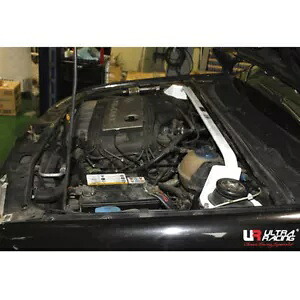 1994-1998 VW ゴルフ GTI MK3 ウルトラレーシングフロントストラットタワーバーブレース 2 点 For 1994-1998 VW Golf GTI MK3 Ultra Racing Front Strut Tower Bar Brace 2 Points 【並行輸入品】