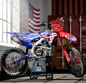 プラスチック + グラフィック USA エディション ホンダ CRF450R 2021-2024 CRF250R 2022-2024 Plastics + Graphics USA EDITION Honda CRF450R 2021-2024 CRF250R 2022-2024 【並行輸入品】|カスタムパーツ WORLD倉庫