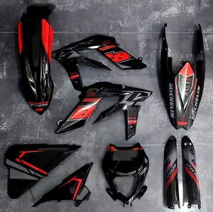 プラスチック + グラフィックス BETA Xtrainer 250/300 2015-2022 Plastics + Graphics BETA Xtrainer 250/300 2015-2022 【並行輸入品】 147,400円