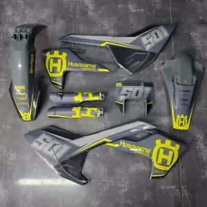 プラスチック + グラフィック ハスクバーナ TE FE 2017 2018 2019 - 150 250 300 350 450 501 Plastics + Graphics Husqvarna TE FE 2017 2018 2019 - 150 250 300 350 450 501 【並行輸入品】 147,400円