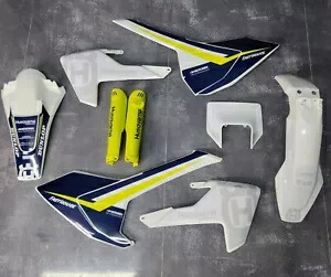 プラスチック + グラフィックス ハスクバーナ TE FE 2017 2018 2019 150 250 350 450 501 適用 Plastics + Graphics Husqvarna TE FE 2017 2018 2019 150 250 350 450 501 applied 【並行輸入品】 147,400円