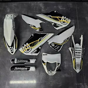 プラスチック + グラフィックス Husqvarna TE FE 2016 125 250 350 450 501 適用 Plastics + Graphics Husqvarna TE FE 2016 125 250 350 450 501 applied 【並行輸入品】