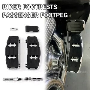 ハーレーストリートグライドロードグライドキング用運転席フットレスト助手席フットペグ Driver Footrest Passenger Footpegs For Harley Street Glide Road Glide King 【並行輸入品】｜カスタムパーツ WORLD倉庫 75,625円