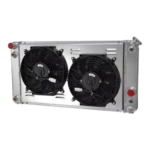 1826 3 列ラジエーターシュラウド + ファン 1986-2005 2000 シボレー S10 ピックアップトラック 4.3L V6 1826 3 Row Radiator Shroud+Fan For 1986-2005 2000 Chevy S10 Pickup Truck 4.3L V6 【並行輸入品】