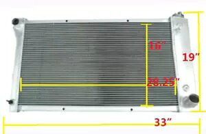 62 ミリメートルラジエーター 1967-1972 シボレー GMC C10 C20 K10 K20 K30 郊外ピックアップトラック用 62mm Radiator For 1967-1972 Chevy GMC C10 C20 K10 K20 K30 Suburban Pickup Truck 【並行輸入品】