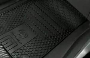 本物の GM ホールデン フロント ラバー フロア マット 2 個セット スーツ RG コロラド 2012-2014 Genuine GM Holden Front Rubber Floor Mats Set of 2 Suit RG Colorado 2012-2014 【並行輸入品】