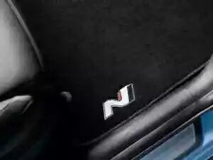 本物のヒュンダイ i30 N ファストバック テーラード カーペット フロア マット 4 枚セット 2018 - 2020 Genuine Hyundai i30 N Fastback Tailored Carpet Floor Mats Set Of 4 2018 - 2020 【並行輸入品】