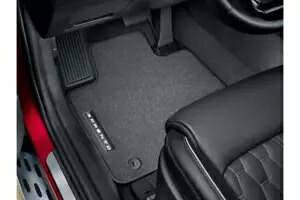 純正 Kia Sorrento MQ4 PHEV カーペット フロア マット セット 3 列用 2020 以降 Genuine Kia Sorrento MQ4 PHEV Carpet Floor Mat Set For 3 Rows 2020 Onwards 【並行輸入品】 56,870円