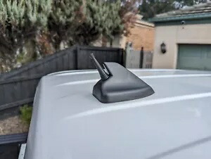 ショートアンテナ/空中専用 スタビービースティング フォード UB エベレスト NextGen 2022- 5cm用 Short Antenna/Aerial Only Stubby Bee Sting for Ford UB Everest NextGen 2022- 5cm 【並行輸入品】