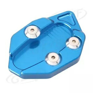 ヤマハ T-MAX 530 2012-2015 ブルー 1X ビッグサイドスタンドキックスタンドプレートパッド CNC For Yamaha T-MAX 530 2012-2015 Blue 1X Big Side Stand Kickstand Plate Pad CNC 【並行輸入品】