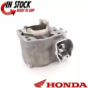 ホンダ シリンダー 2005-2007 CR250R 純正 OEM 新品 12101-KSK-730 HONDA CYLINDER 2005-2007 CR250R GENUINE OEM NEW 12101-KSK-730 【並行輸入品】|カスタムパーツ WORLD倉庫