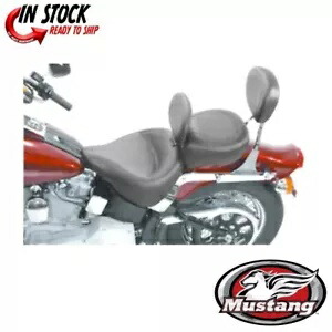 マスタング ワイド ツーリング ヴィンテージ ソロシート 運転席バックレスト付き Mustang Wide Touring Vintage Solo Seat with Driver Backrest 【並行輸入品】|カスタムパーツ WORLD倉庫
