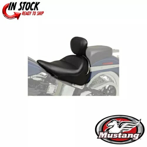 マスタング ワイド ヴィンテージ ドライバーシート バックレスト付き 2005-17 ハーレー ソフテイル FLSTN 用 Mustang Wide Vintage Driver Seat w/ Backrest for 2005-17 Harley Softail FLSTN 【並行輸入品】