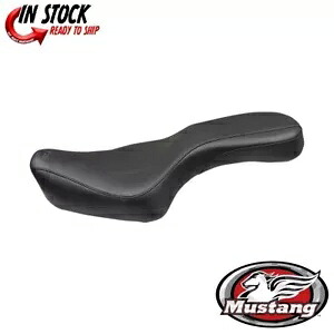 マスタング スーパー トリッパー シート ブラック 0804-0692 Mustang Super Tripper Seat Black 0804-0692 【並行輸入品】