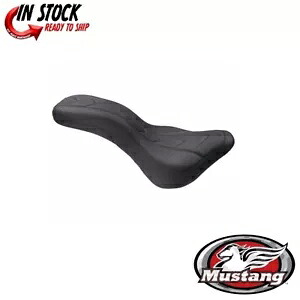 マスタング デイトリッパー シート 0802-1082 Mustang Daytripper Seat 0802-1082 【並行輸入品】
