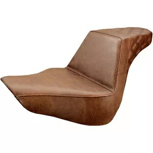 Saddlemen ブラウン ステップアップ リア ラティス ステッチ シート 2018-19 ハーレー FLFB FLFBS Saddlemen Brown Step-Up Rear Lattice Stitch Seat 2018-19 Harley FLFB FLFBS 【並行輸入品】