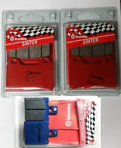 Brembo フロント/リア ブレーキ パッド セット 互換性あり DUCATI MONSTER 900 2000 - 2004 BREMBO FRONT / REAR BRAKE PADS SET COMPATIBLE FOR DUCATI MONSTER 900 2000 - 2004 【並行輸入品】