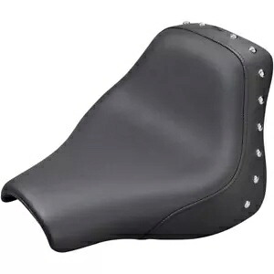 Saddlemen スタッズ レネゲード ツーリング ソロ シート 2018-19 ハーレー ソフテイル FXFB/FXFBS Saddlemen Studded Renegade Touring Solo Seat 2018-19 Harley Softail FXFB/ FXFBS 【並行輸入品】｜カスタムパーツ WORLD倉庫